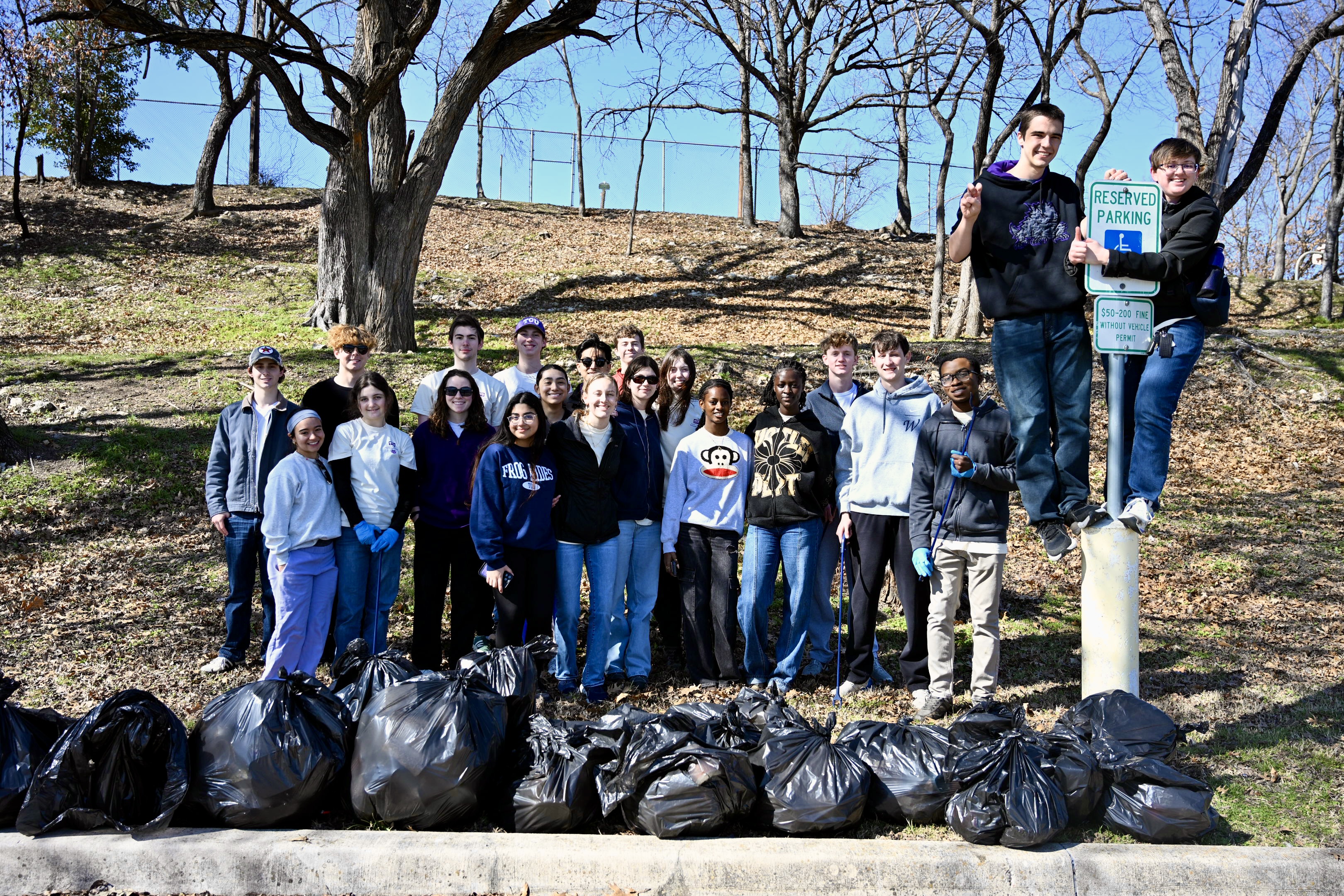 Roach Honors students at Lake Como Park